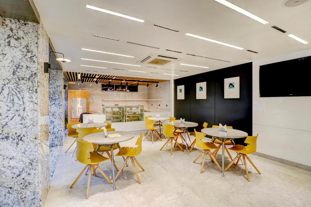בהופאל Fabhotel Prime Oasis Blue מראה חיצוני תמונה